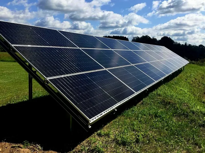 Maļpils nov. - 14.98 kW - Foxess 12 kW; Jinko N-type 555W Bifacial - 27 GAB, Zemes kontruk
