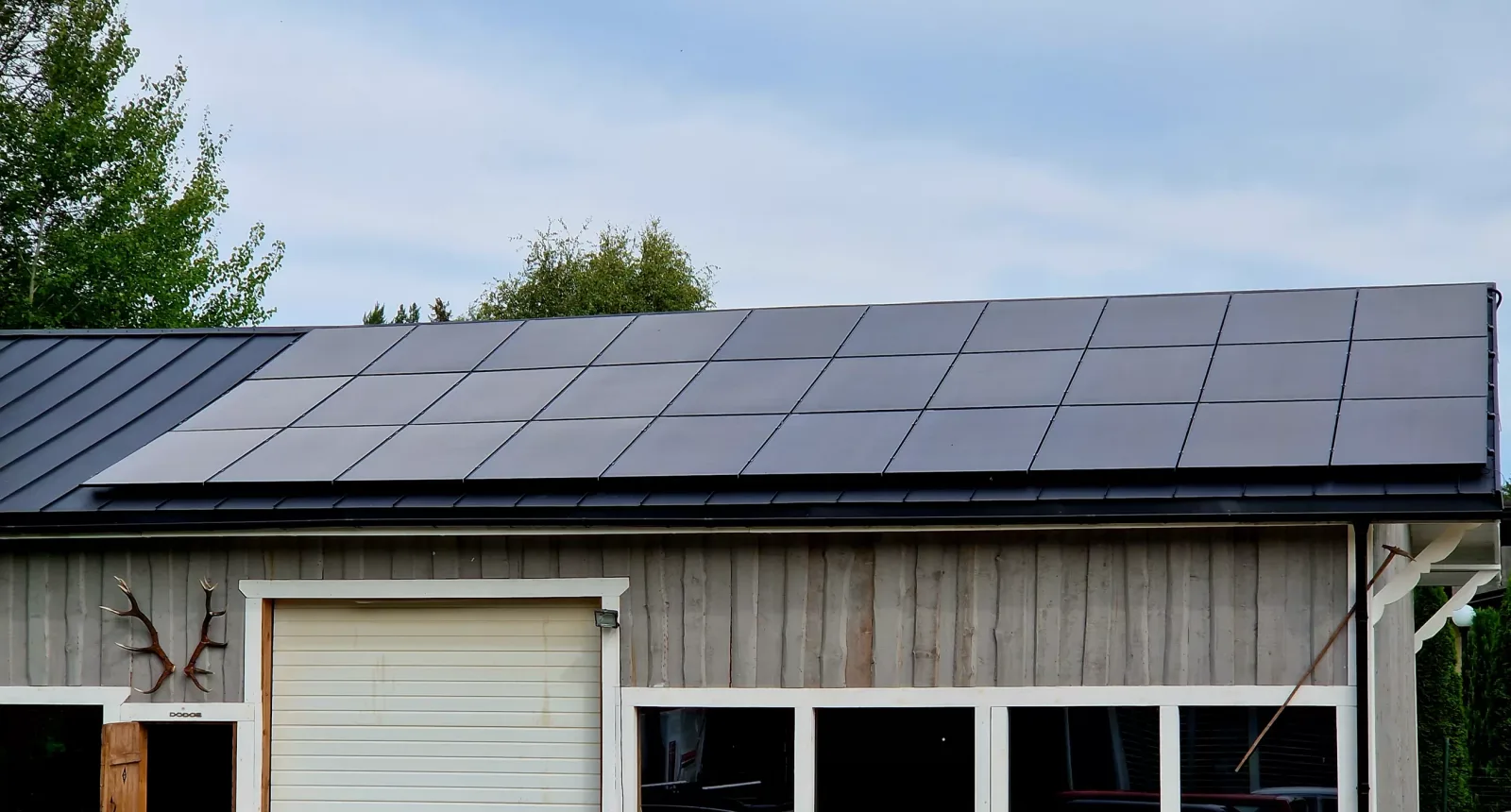 Olaines nov - 12.9 kW - Foxess 12 kW; Jinko FB N-type 430W - 30 GAB, Valcprofils