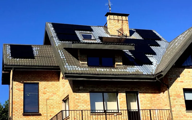 PRIEDKLANE 12,48 kW - Foxess invertors; Risen Full Black 390W paneļi 32 GAB; metāla dakstiņš