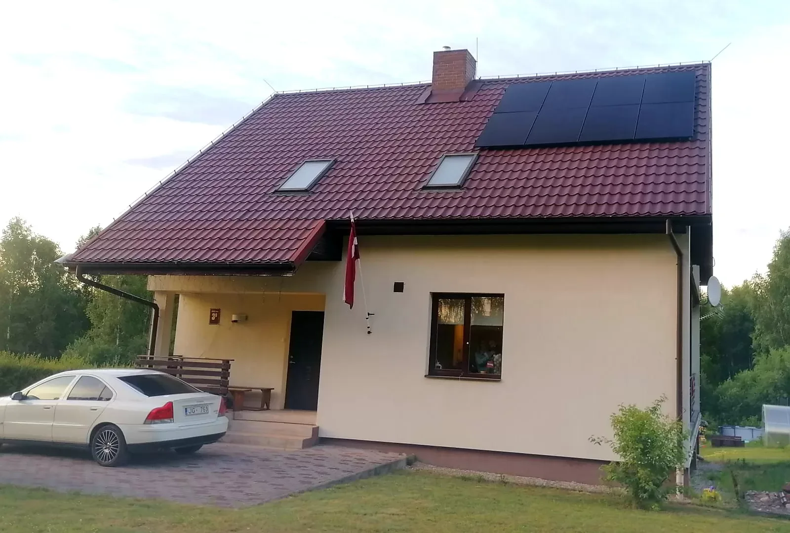 Vecumnieki 6.2 kW - Foxess invertors; Risen Full black 390W paneļi 16 GAB; metāla dasktiņš