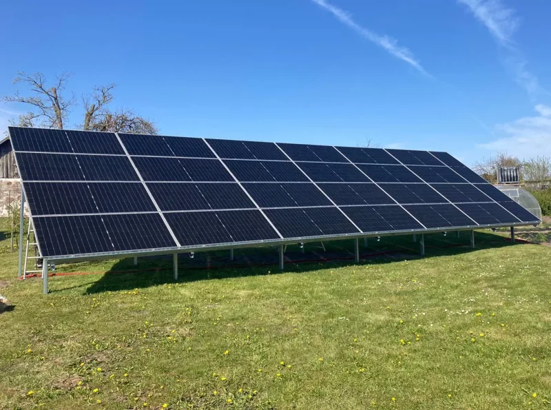 Talsu nov. Rude - 14.67 kW - Foxess 12 kW; Jinko Bifacial 565W - 26 GAB, uz zemes